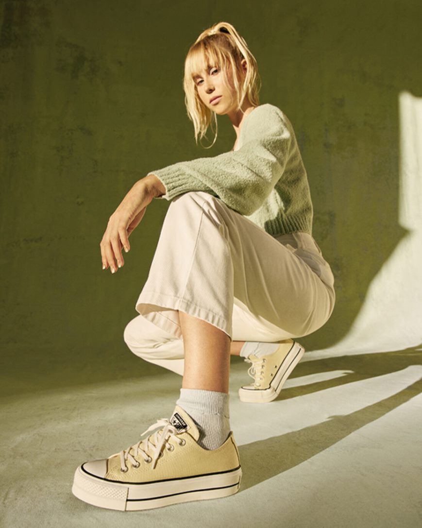 Women's Converse Chuck Taylor All Star Lift Seasonal Color Low Top Platform Shoes Lemon / Black / White | AU 6305ES